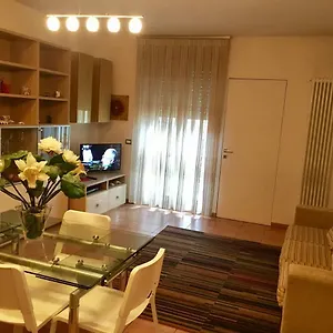 rezervați aici